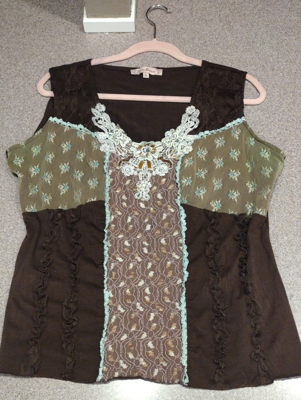 Vtg Young Essence Ruffled Lace Fairycore Tank Top w/ Rhinestones